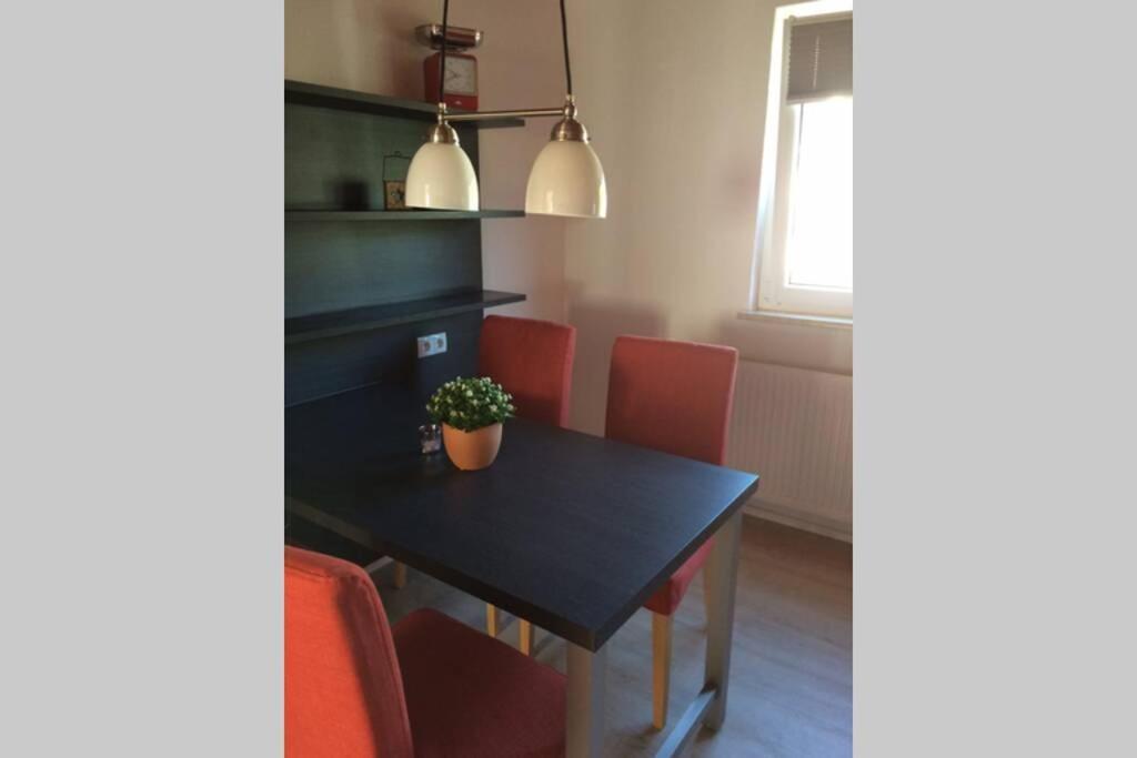 מאיין Hinter Burg, Haus Mit Garten מראה חיצוני תמונה